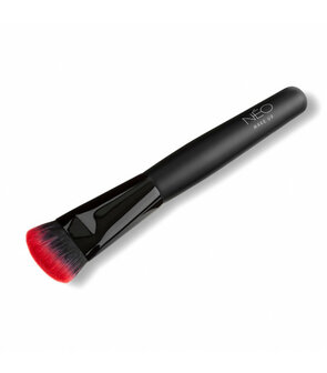 Contouring Brush