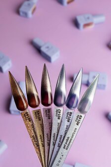 DNKa&#039; Gelpolish - Color 0145 Bohemian Cat Eye