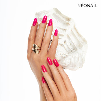 Gelpolish in de kleur &#039;Flower Of The Sea&#039; aangebracht op nagels