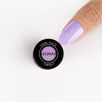 gelpolish in de kleur &#039;Sonic Pulse &#039; - paarse zomerse tint van NEONAIL