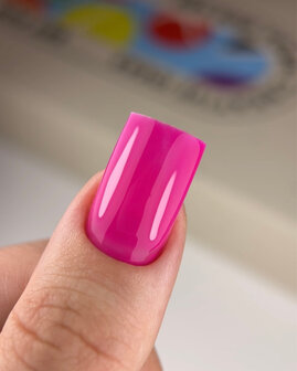 Dragonfruit Gelpolish NOTD- roze tint