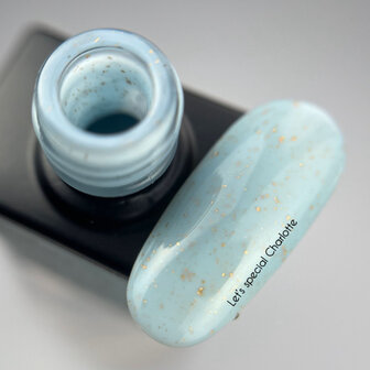 Let&#039;s special Charlotte Gelpolish NOTD - blauwe tint