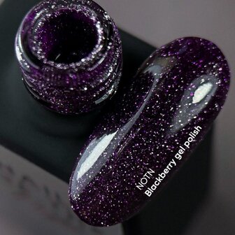 NAILSOFTHENIGHT Blackberry - donker paarse tint