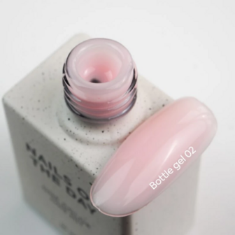 NOTD   Bottle Gel 02