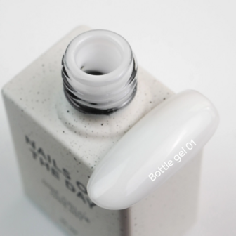 NOTD   Bottle Gel 01