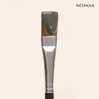 gelpolish in de kleur &#039;Evergreen Mood&#039; van NEONAIL - groene herfst tint