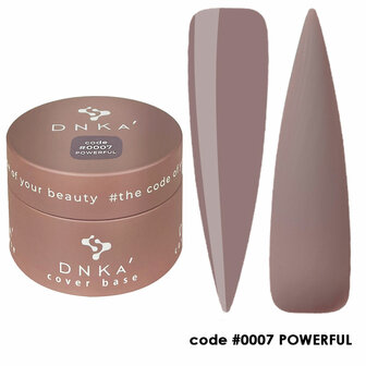 Cover Base van het merk DNKa&#039; in de kleur &#039;Powerful&#039; - beige nude tint 