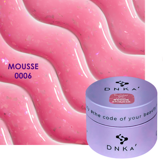 Builder gel mousse van DNKa' in de kleur ' 0006' - roze tint