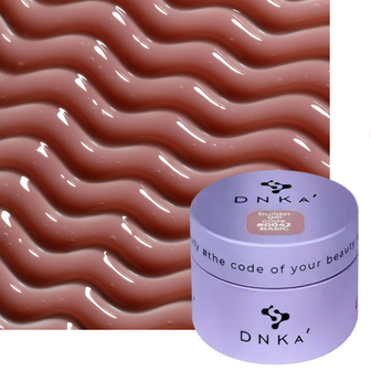 Builder gel van DNKa' in de kleur '0042 Basic' - bruine neutrale tint