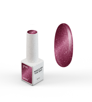 Cat Eye gelpolish van Nails Of The Day in de kleur11 -  donker rode tint met glitters 