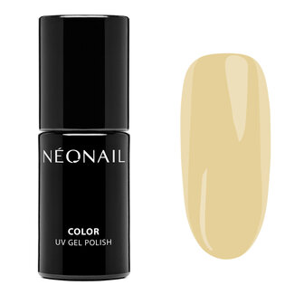 gelpolish in de kleur 'Sunshine Kiss' van NEONAIL - pastel gele tint