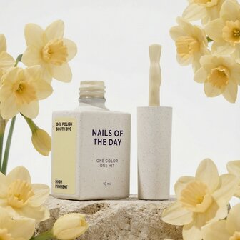 gelpolish van Nails Of The Day in de kleur 'South' - pastel gele tintgelpolish van Nails Of The Day in de kleur &amp;