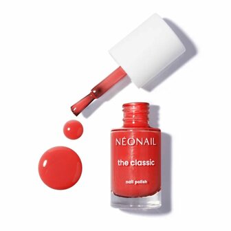rode nagellak in het kleur 'Just Red 12' van NEONAIL