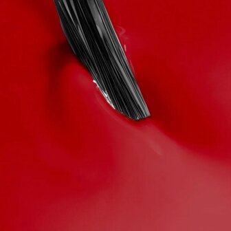 Gelpolish kleur 'Berry Red' van NEONAIL - Ready in One collectie