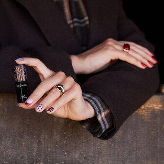 Manicure met nailart in de tinten van de herfstcollectie van NEONAIL 'Wild Harmony'