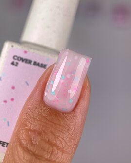 Cover base 42 van Nails Of The Day - roze tint 