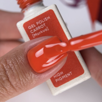 gelpolish van Nails Of The Day in de kleur 'Carrot' - oranje herfst tint
