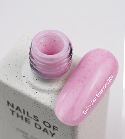 Blossom Gelpolish NOTD - roze tint
