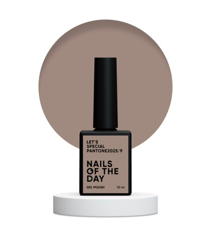 Let's special Pantone 2025/9 Gelpolish NOTD - bruine tint