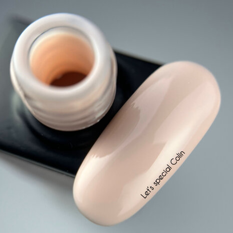 Let's special Colin Gelpolish NOTD - nude tint