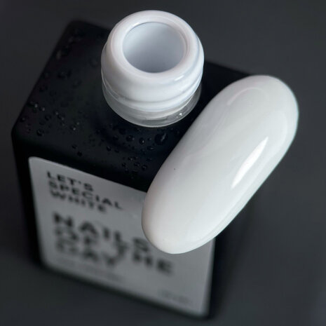 Let's special White-001 Gelpolish NOTD