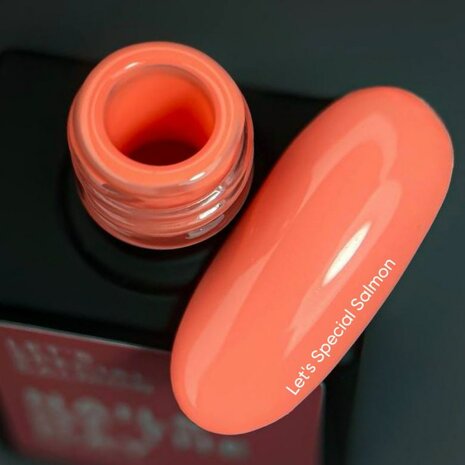 Let's special Salmon Gelpolish NOTD