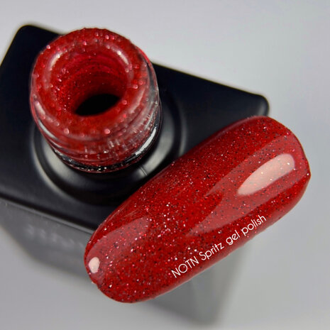 NAILSOFTHENIGHT Spritz  rode glitter gelpolish