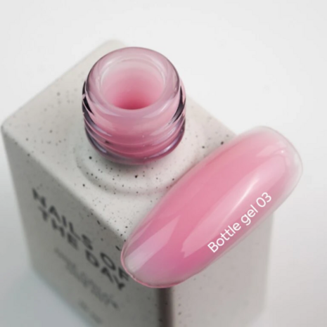 NOTD   Bottle Gel 03