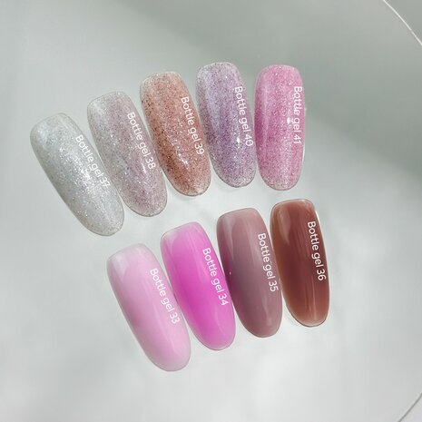 NOTD  Bottle Gel 42 van het merk Nails Of The Day - roze tint