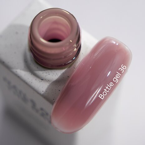 Bottle Gel 36 van het merk Nails Of The Day - bruine tint
