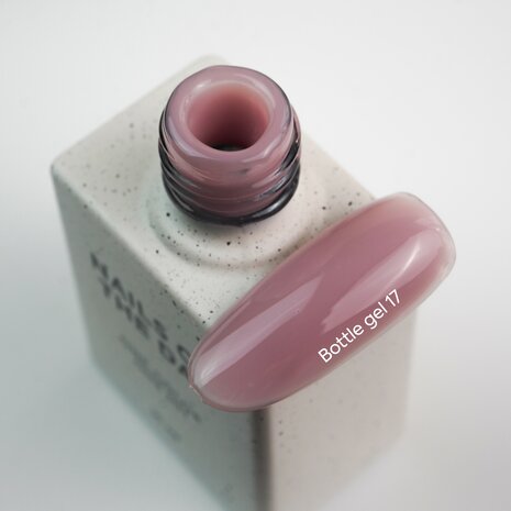 Bottle Gel 17 van het merk Nails Of The Day - roze tint
