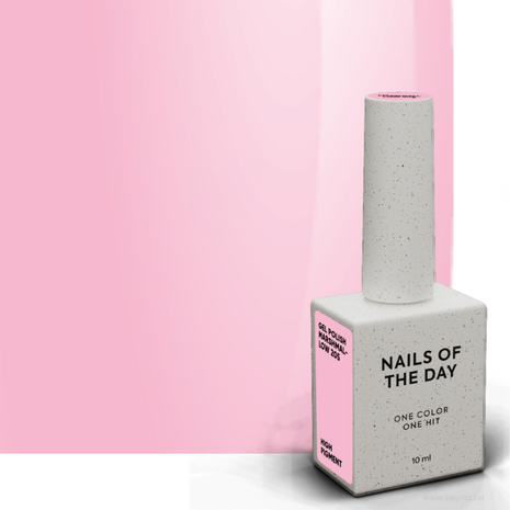 Let's special Marshmallow Gelpolish NOTD - roze tint