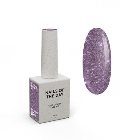 gelpolish in de kleur 'Daiquiri' van het merk Nails Of The Day - paarse glitter tint