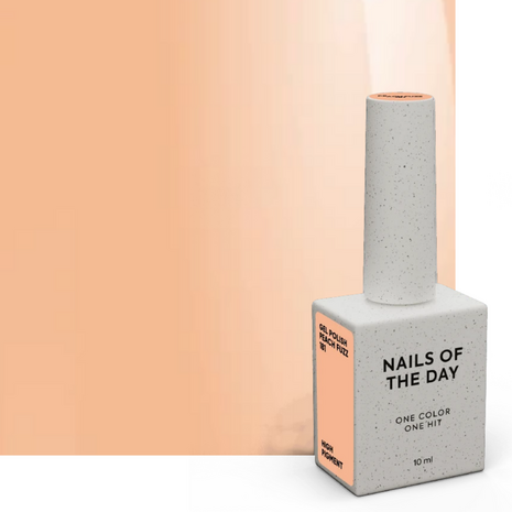 gelpolish in de kleur 'peach fuzz' van het merk Nails Of The Day - licht oranje gellak tint