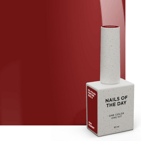 gelpolish in de kleur 'Let's special Pantone 2025/8' van het merk Nails Of The Day - donker rode tint