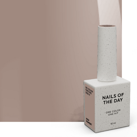 gelpolish in de kleur 'Let's special Pantone 2025/9 ' van het merk Nails Of The Day - bruine tint