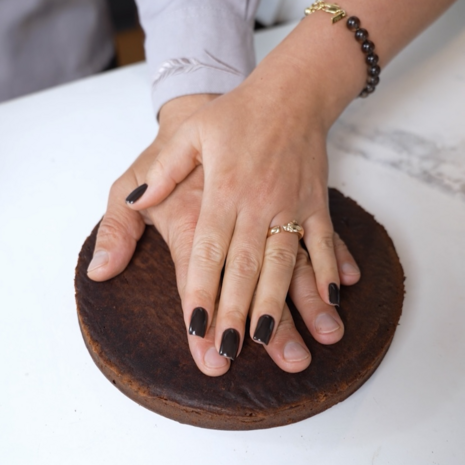 NOTD Color of the Month – November Deep Brown Toscano