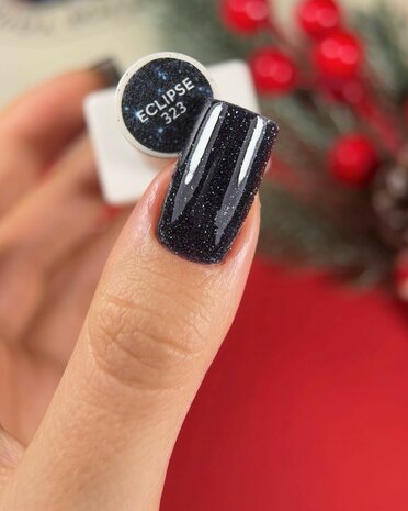 Eclipse gelpolish  NOTD