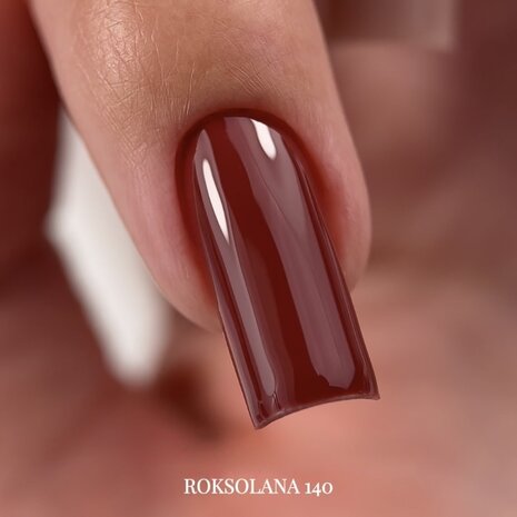 Nails Of The Day gelpolish in de kleur 'Rokslana' - rode winter tint
