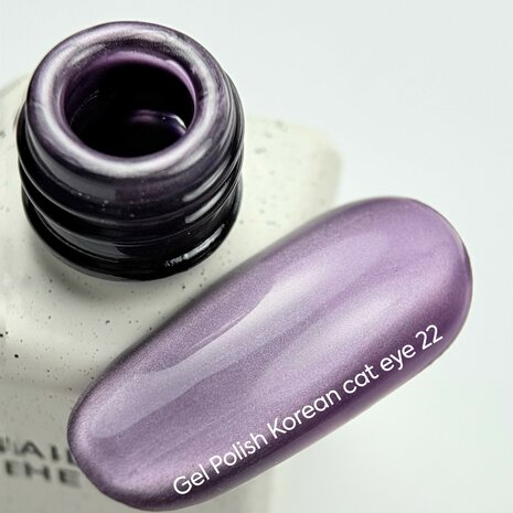 Cat Eye gelpolish van Nails Of The Day in het kleur '22' - paarse tint