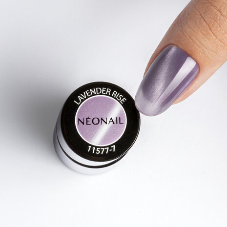 gelpolish in de kleur 'Lavender Rise' van NEONAIL - paarse cat eye tin