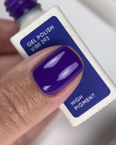 Nails Of The Day zomer collectie - Vibe - donker paarse tint