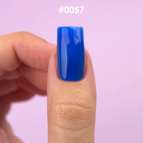 blauwe builder gel van DNKa' in de kleur 0057