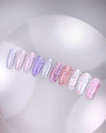  Cover base 41 van Nails Of The Day - witte tint