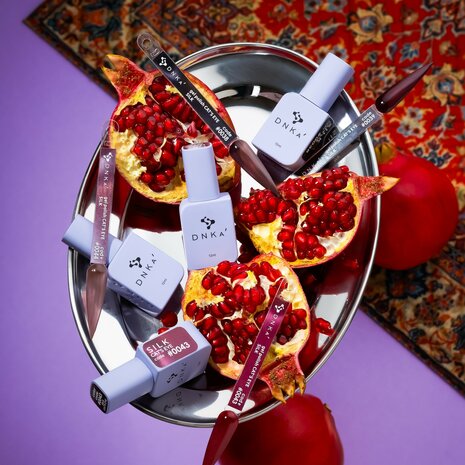 DNKa' | Wine Red Cat's Eye Silk  0038